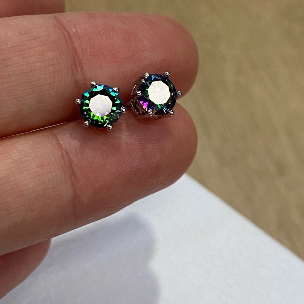Mystic topaz rainbow crystal stud earrings - Picture 7 of 8